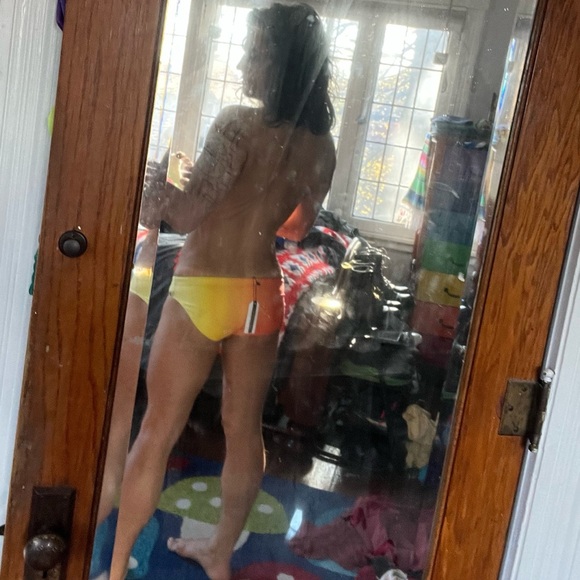 Vaquita “Calypso Ombré” Orange/Yellow Swim Brief Brand New NWT S/Small - Picture 4 of 12